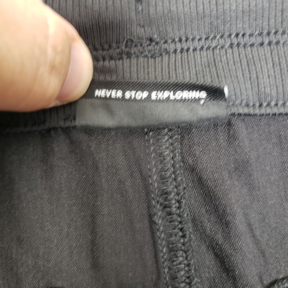 The North Face Women's XL Nylon Capri Pants Black Gorpcore Sporty Hiking Granola - Picture 7 of 11
